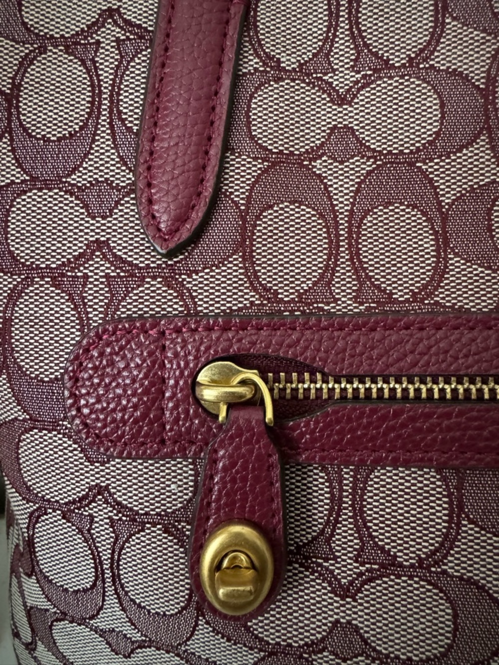 COACH Signature C Jacquard Zip Tote Bag - Picture 3 of 12